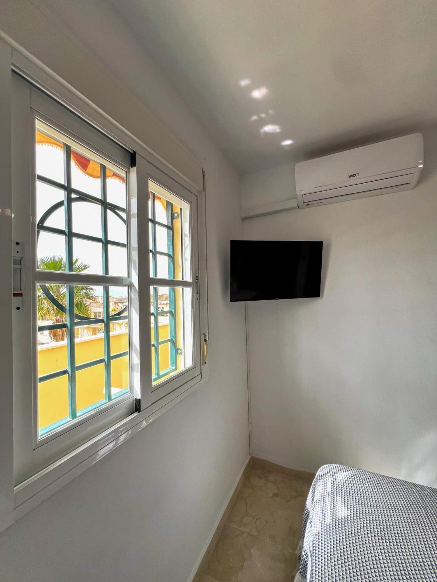 Casa Baviera Golf & Beach Caleta De Velez Exterior photo